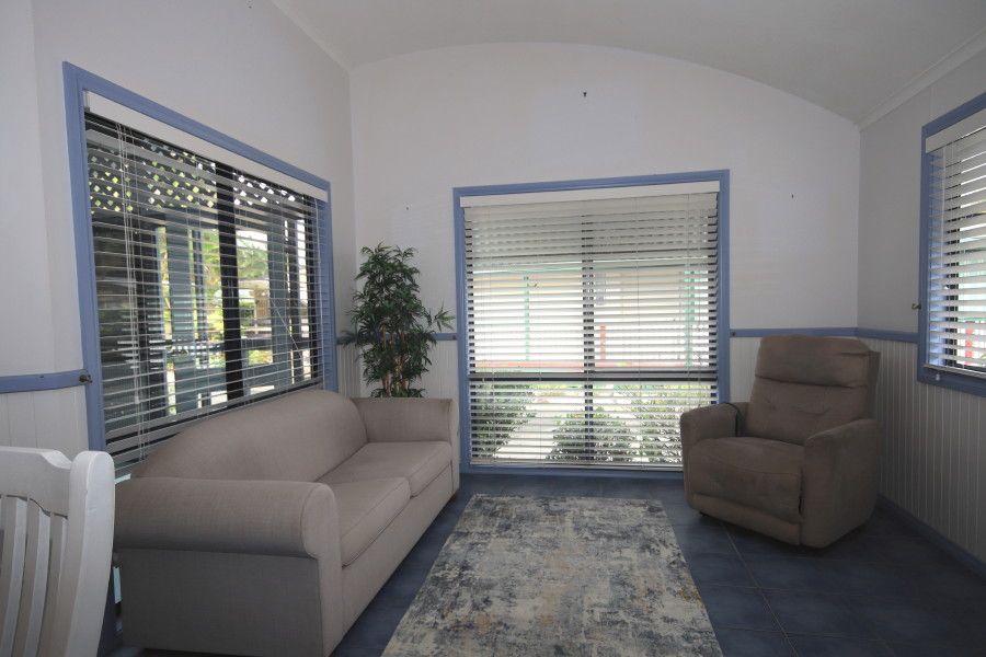 Tasman Holiday Park - North Star - Over 50's Residential Park