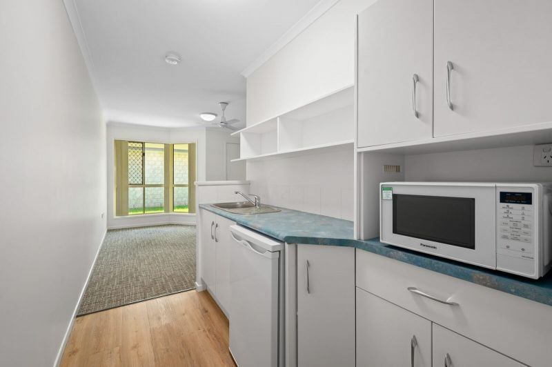 Rent in Seniors Community – Self-catered unit with kitchenette