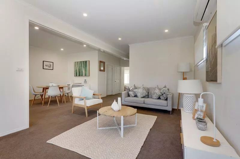 2 bedroom unit in pet friendly community