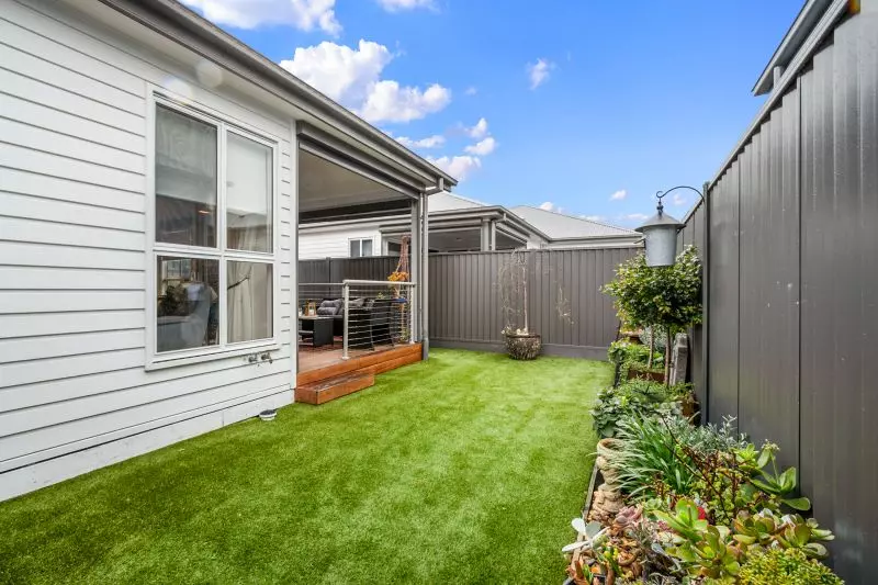 23 Columbus Circuit - Established Tasman Gable