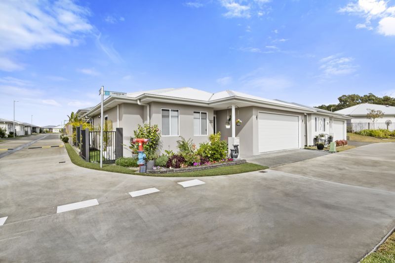 Tranquil Tropical Oasis!