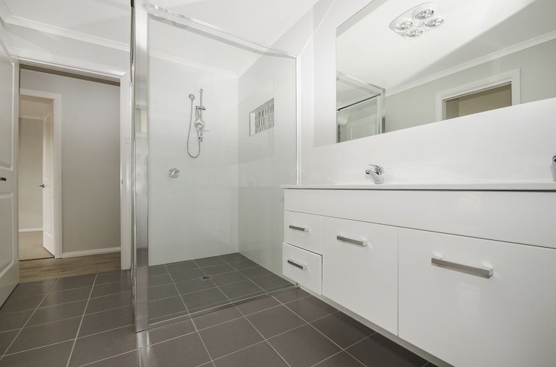 New Modern home in South West Rocks!