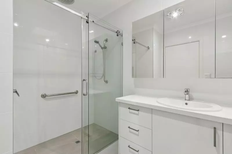 Stylish 2-bedroom villa nestled amongst a beautiful garden setting