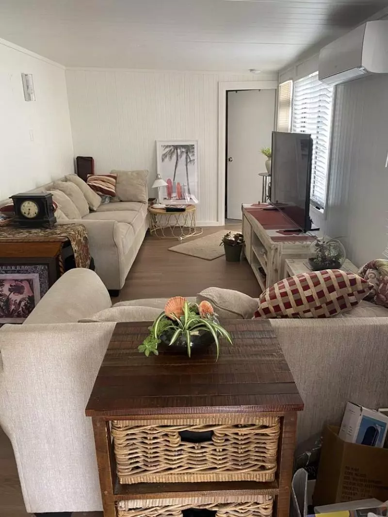 Refurbished 2 Bedroom Home