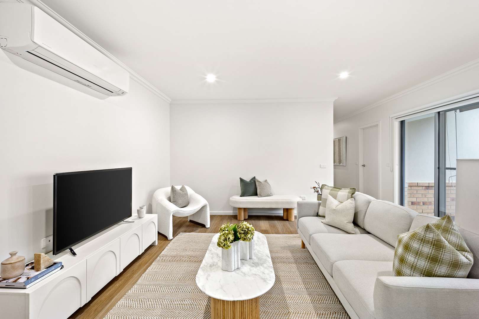 Discover Stunning Villas in a Prime Location 