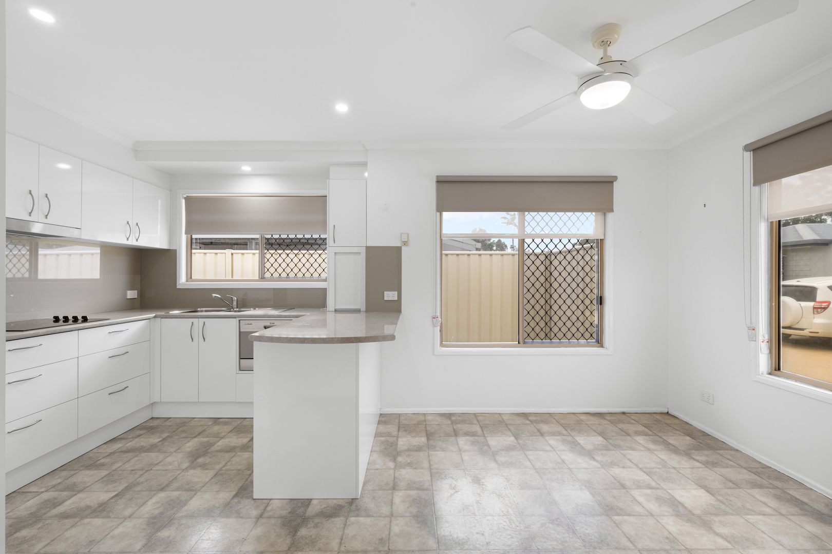 Easy walk to the clubhouse and on the sunny side of Palm Court.