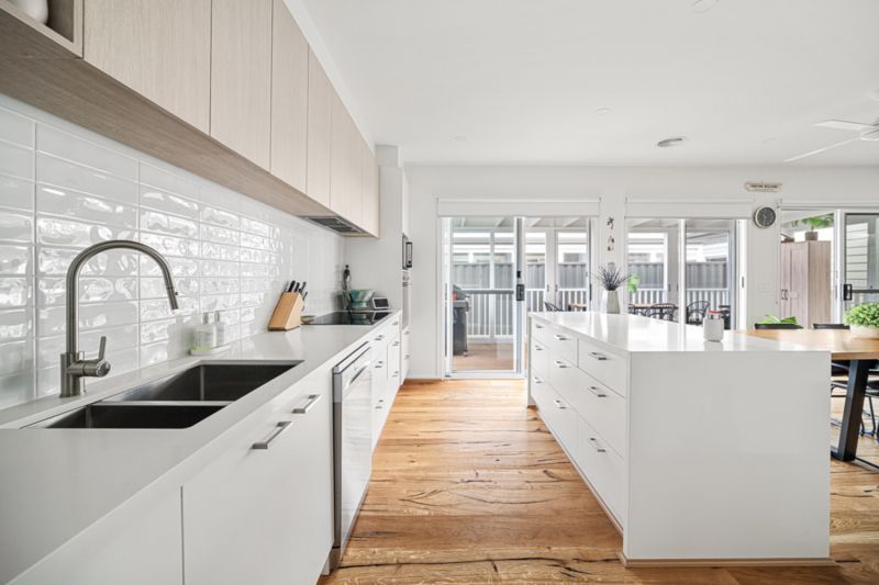 Lifestyle Communities Meridian - Bright, stylish & sustainable