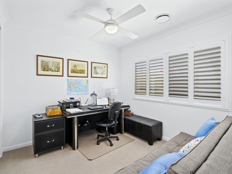 Site 8 - Established Heron