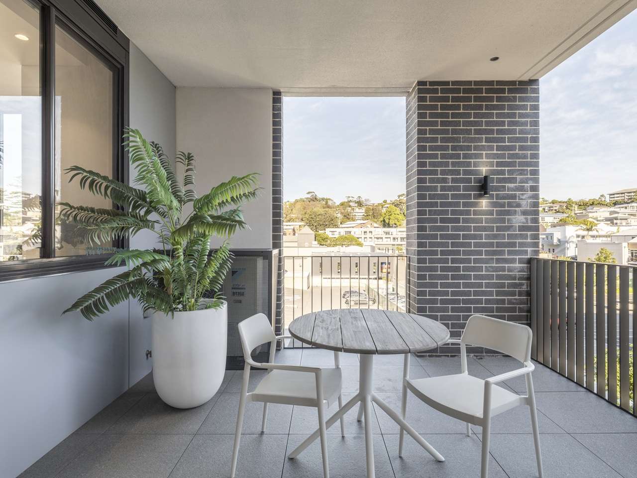 Sunlit Ocean & Kiama Views