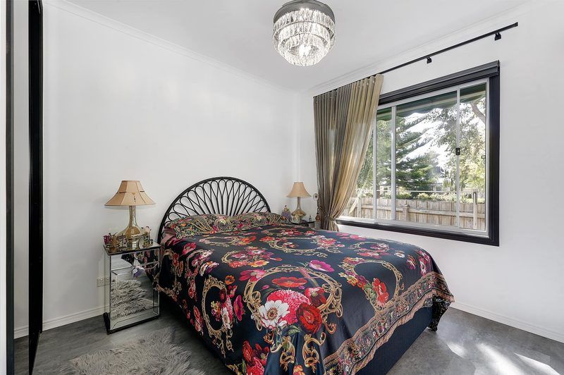 Unique One Bedroom Cottage!