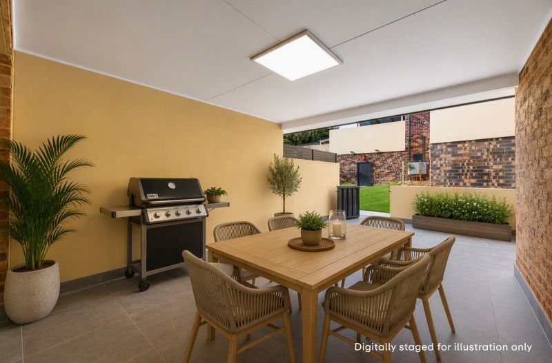 Spacious Villa with Exceptional Covered Outdoor Living