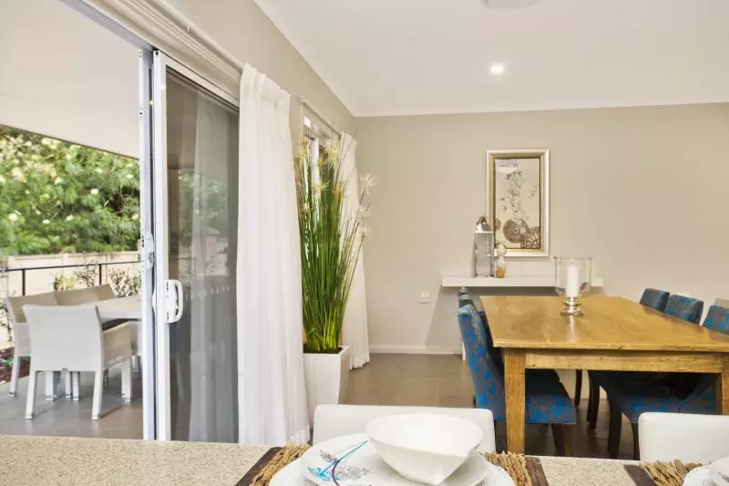 Spacious villa with double garage