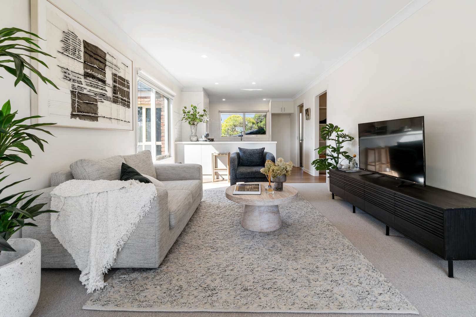 Contemporary First Floor Unit with Water Views