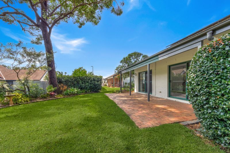 Beautiful Large Garden Villa with Croquet Court Outlook