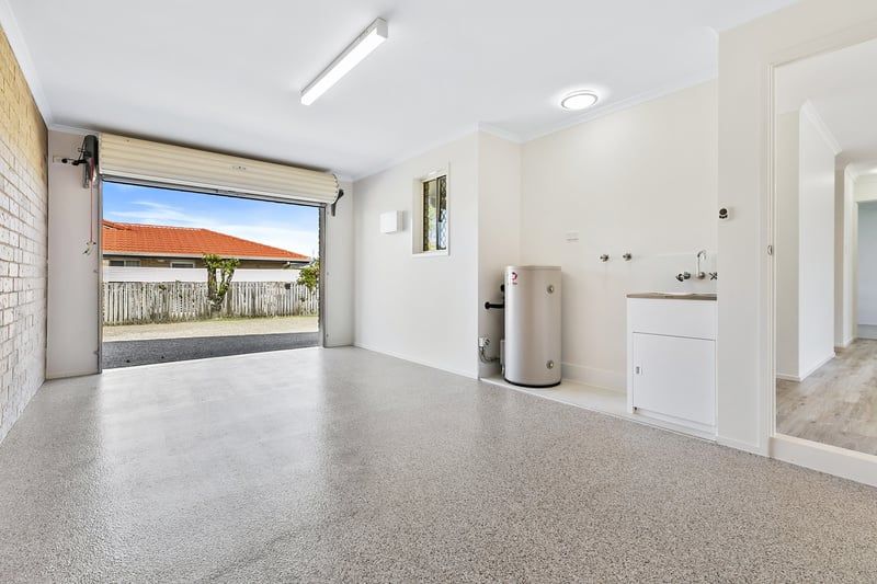 Rarely Available Villa with Garden and Elevated Outlook