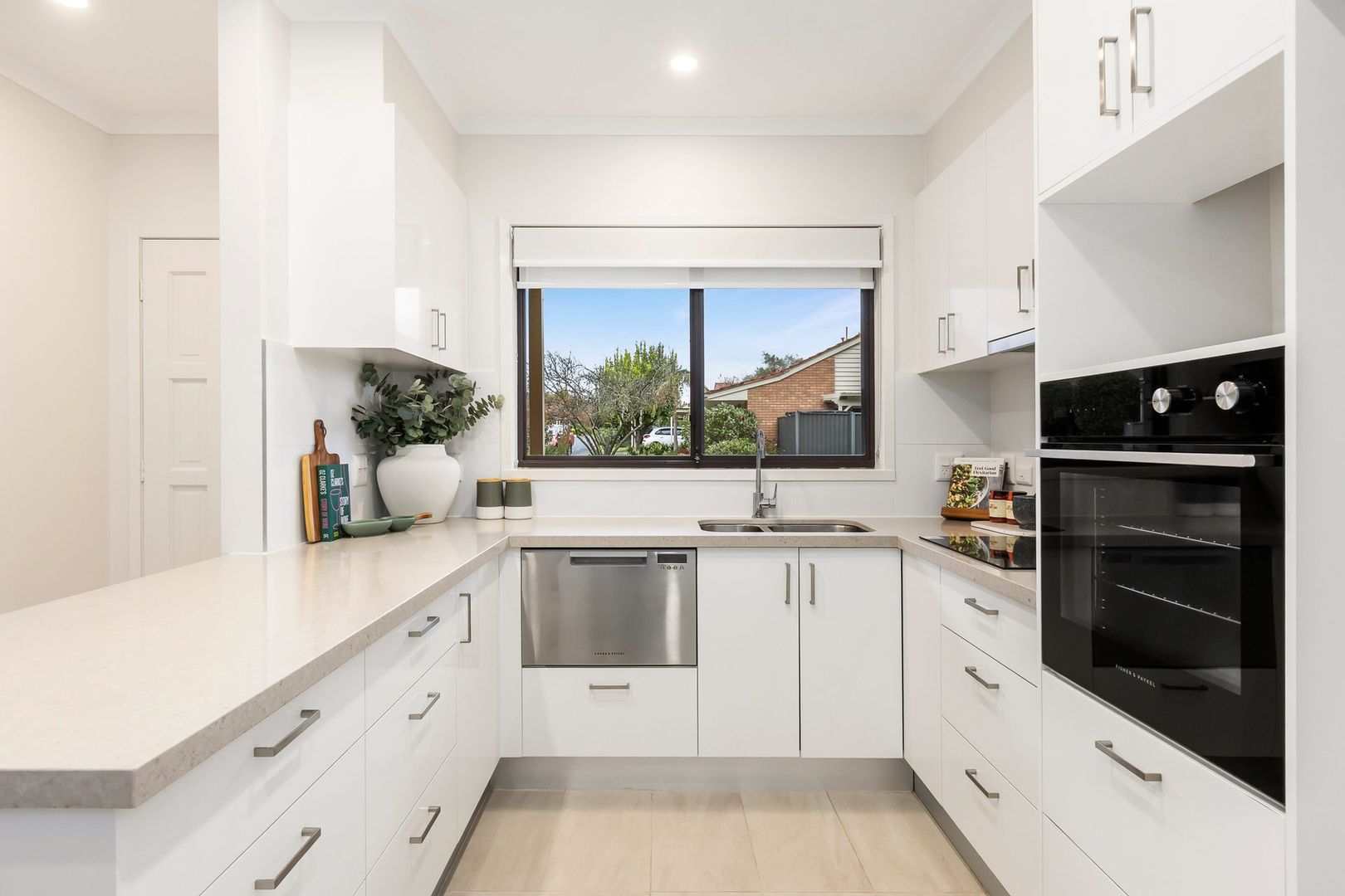 Comfortable & Move-In Ready - 2-bedroom Stylish Villa