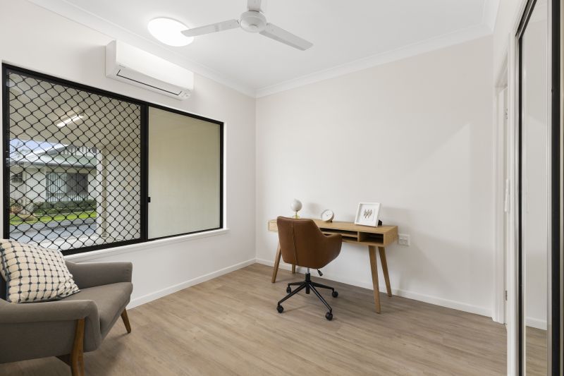 Open-plan unit with fully fenced backyard