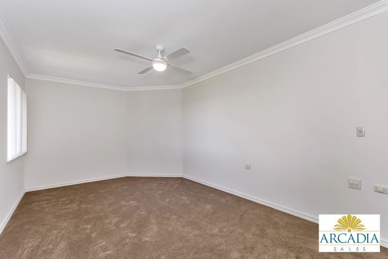 ARCADIA WATERS BICTON - This Apartment is Sure to Impress...