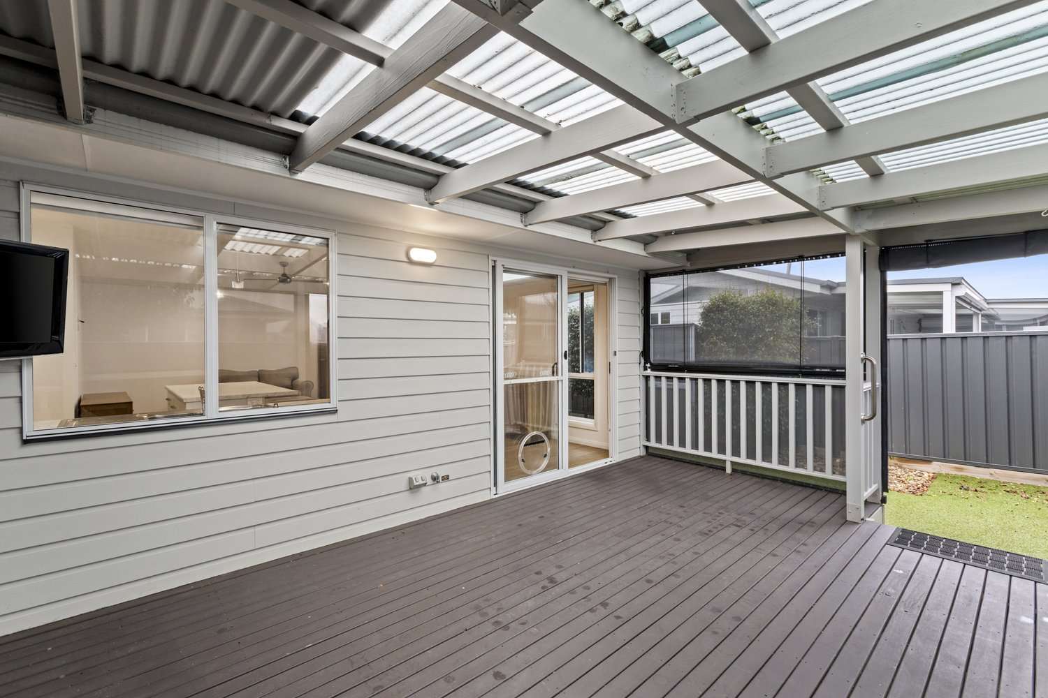 Comfortable Living in Prime Community
