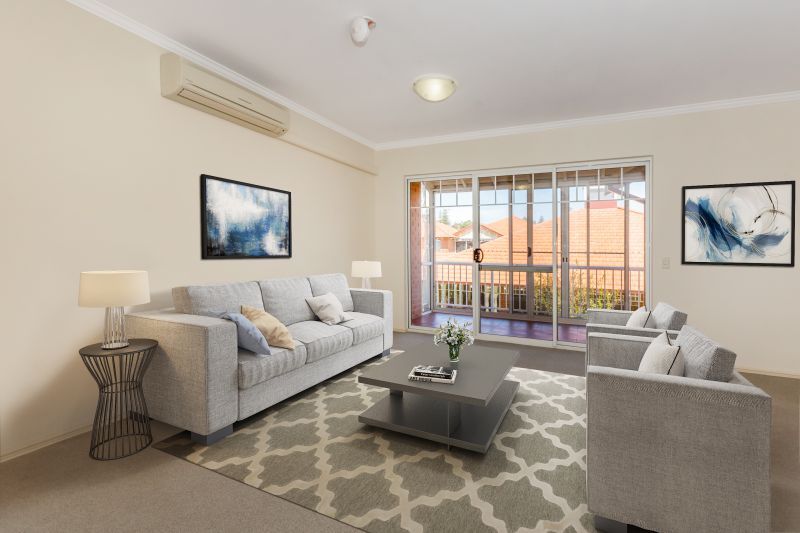 ARCADIA WATERS SWANBOURNE - Overlooks our Beautiful Gardens