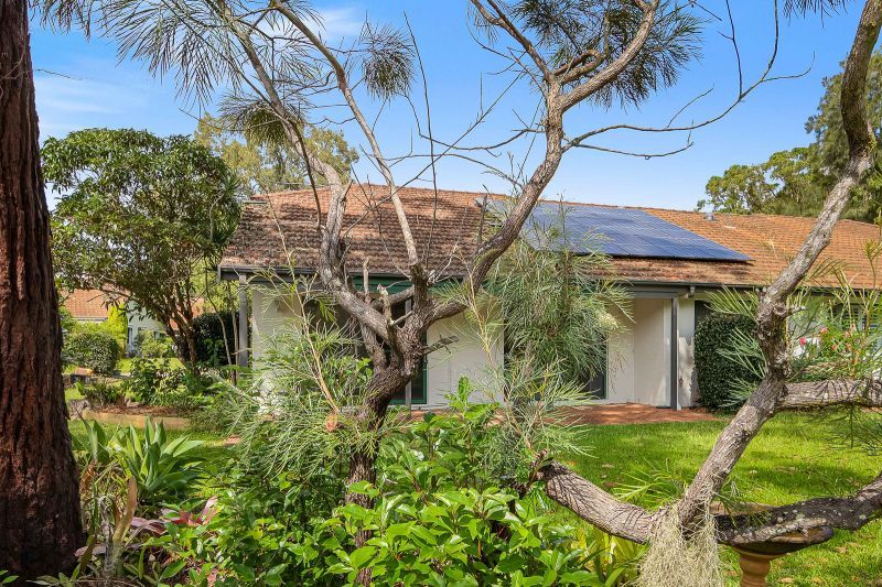 Beautiful Large Garden Villa with Croquet Court Outlook