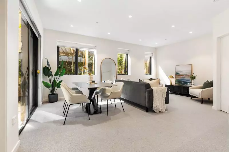 Newly renovated ground floor apartment!