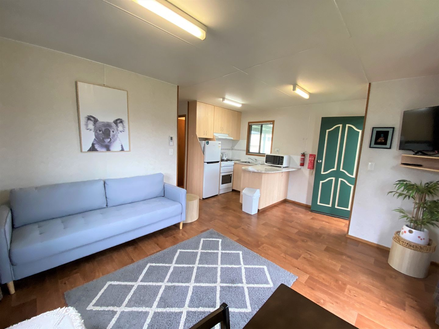 Portland Tourist Park - Pre-Loved Home