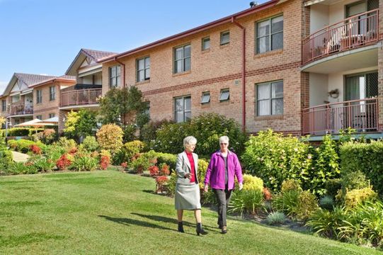 Spacious one bedroom retirement unit in fantastic location