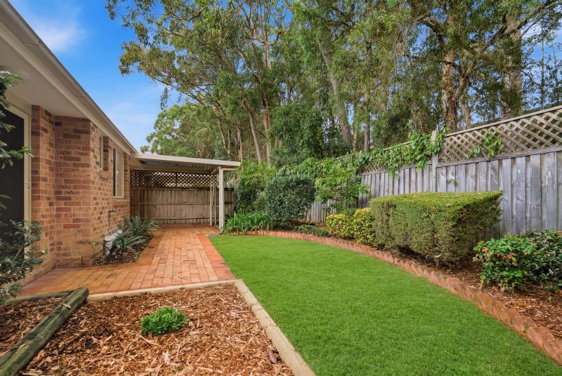 Immaculate villa perfectly positioned beside 12 acres of parklands