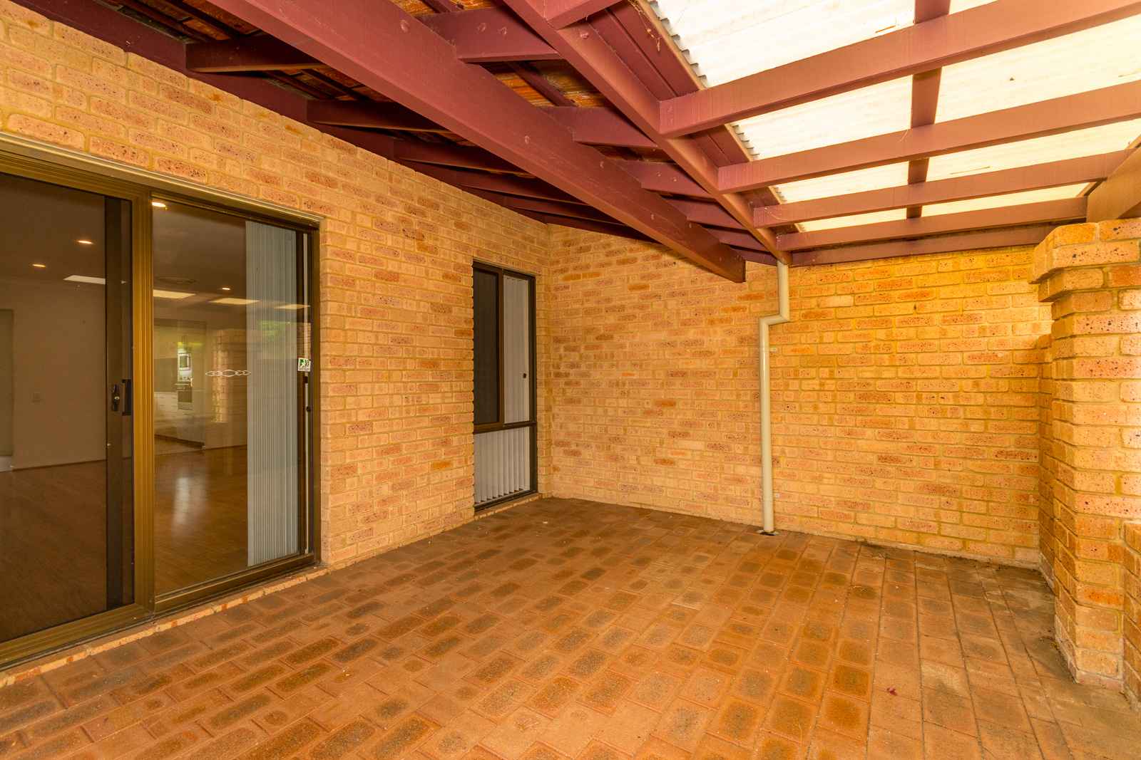 Expressions of Interest – Light and bright 3-bedroom villa in a quiet location
