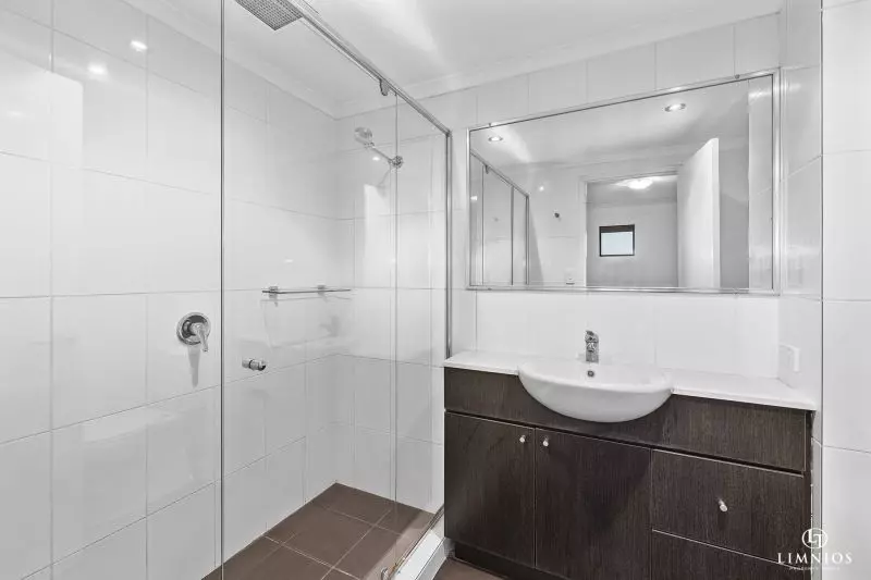 BIG On Space With MASSIVE Terrace!