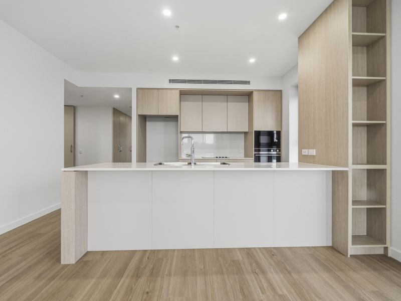 Expansive Apartment with large balcony
