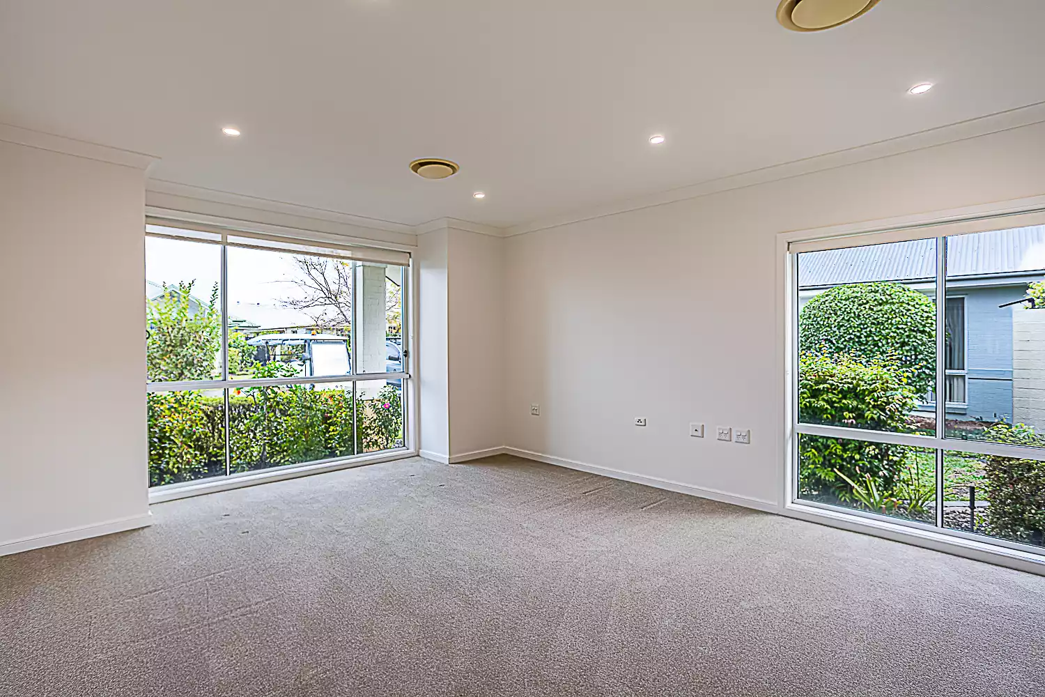 Van Gogh- by Palm Lake Resort Tea Gardens