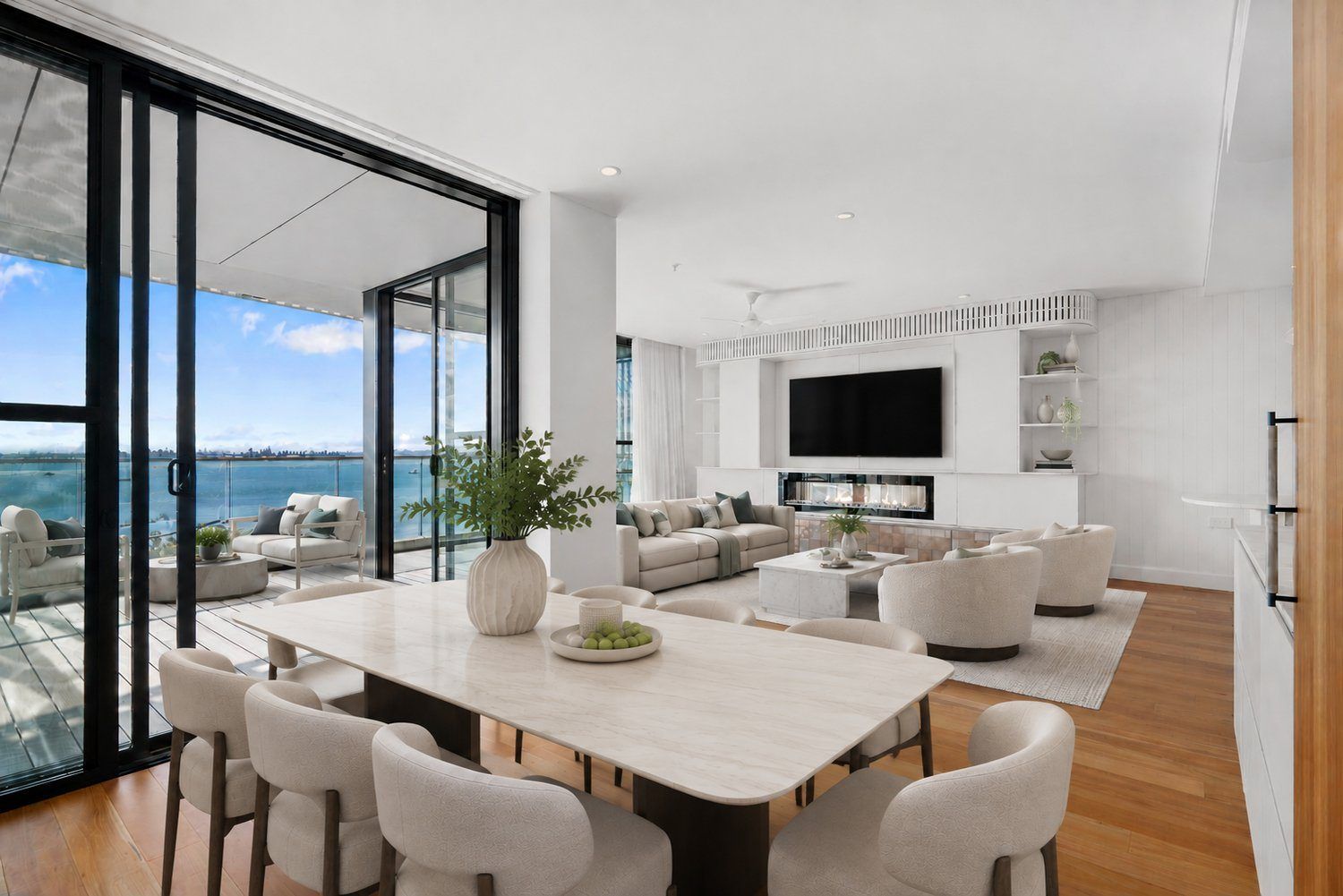 Generous Three-Bedroom Apartment with Sophisticated Bayside View