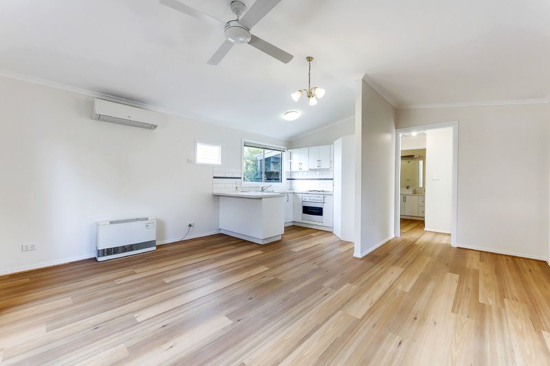 Pet friendly home in welcoming over 55s community