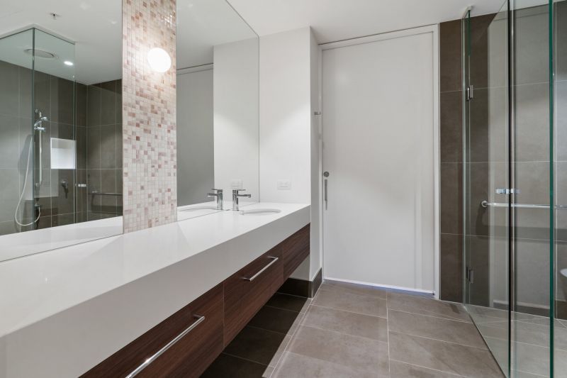 Sunny North Facing Two Bed Apartment - Deposit Taken