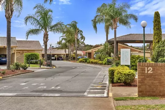 Resthaven Salisbury East ‘Manor Gardens’ Retirement Living offers 16 one-bedroom units, 30 two-bedroom units, and 26 serviced apartments.