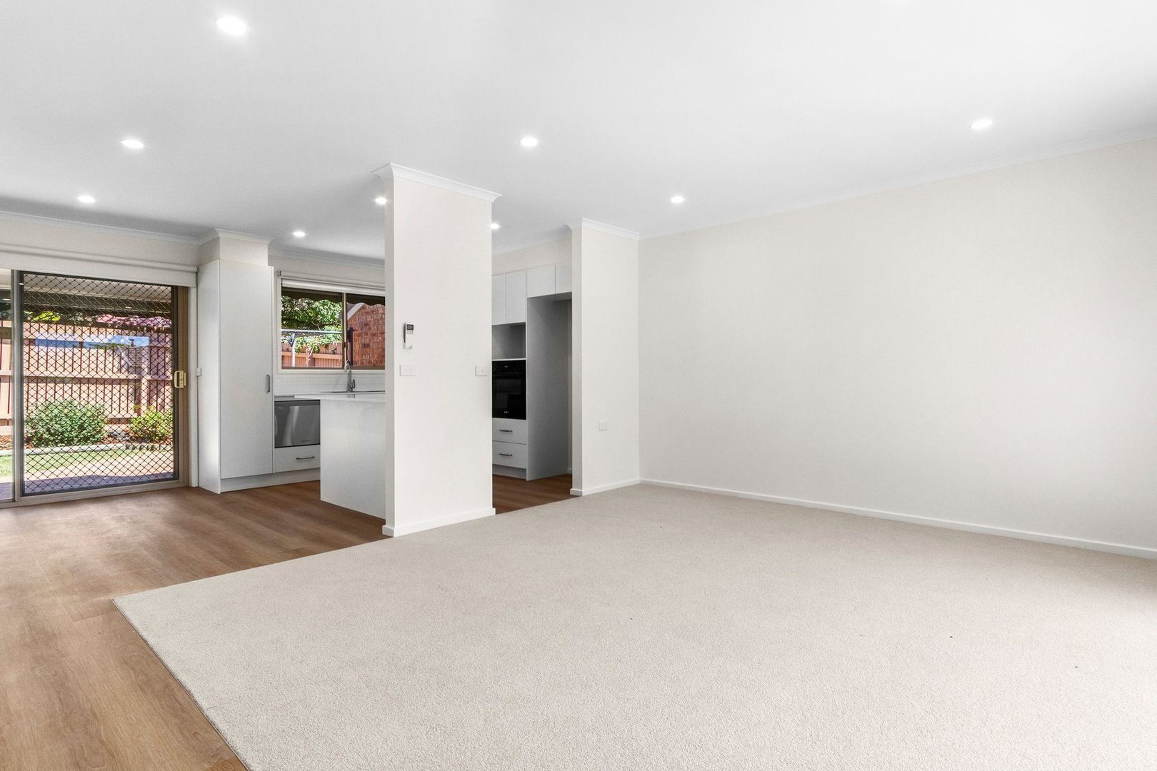 Light-Filled Living, Fresh New Style
