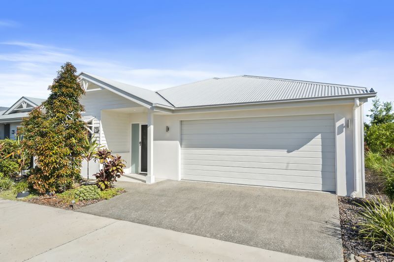 Exceptional Corner Two Bedroom Home + MPR