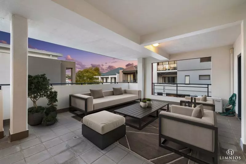 BIG On Space With MASSIVE Terrace!