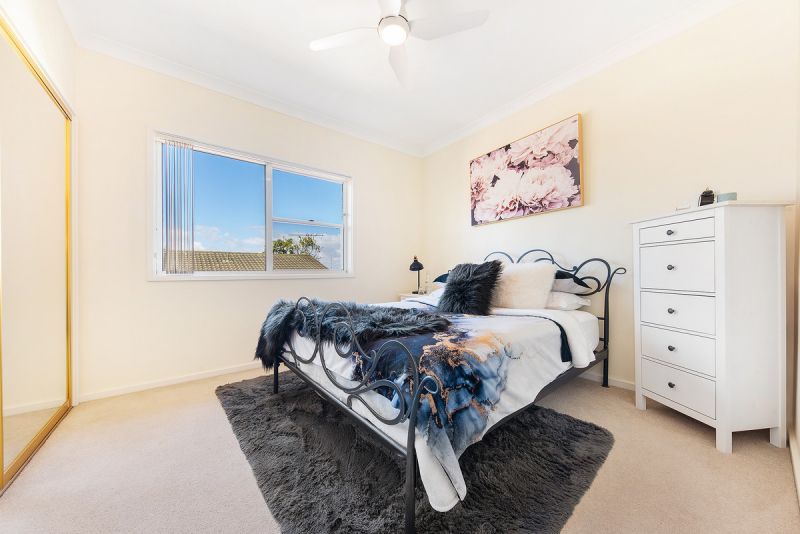 Spacious Leafy Premium Two Bedroom Apartment