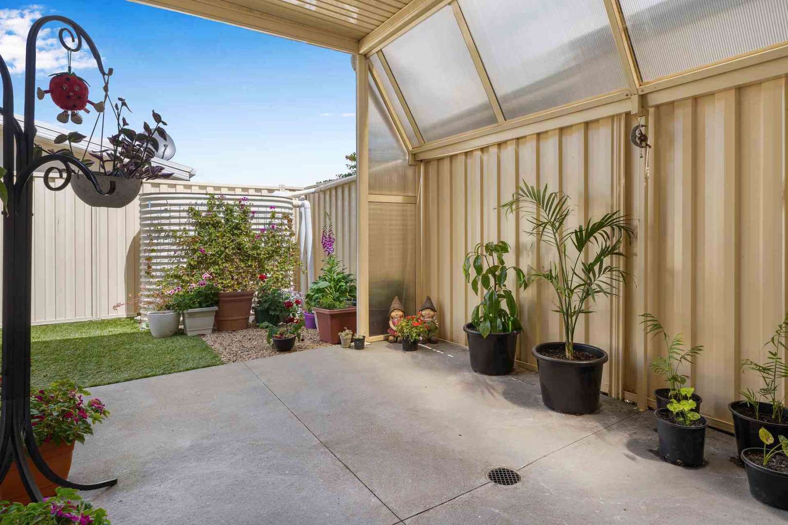 HOME 85 PALM LAKE RESORT TRUGANINA