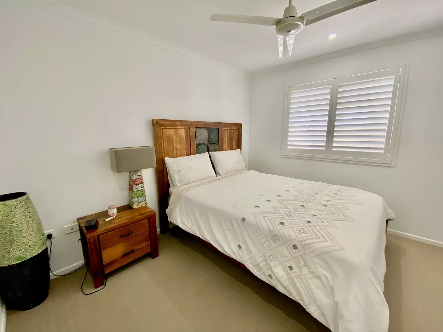 FRESH COASTAL LIVING