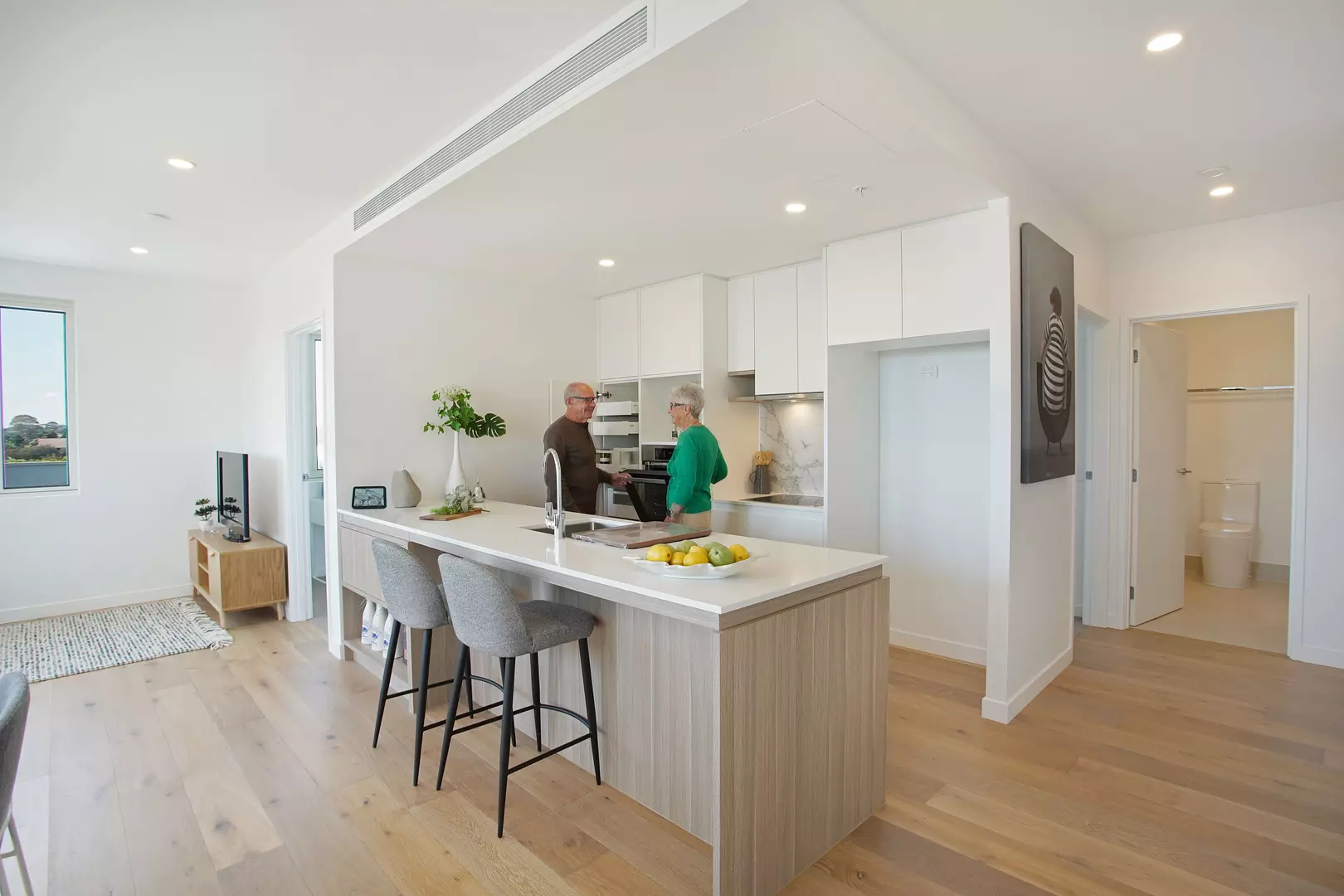 301, Light, Space and Stunning City Views!