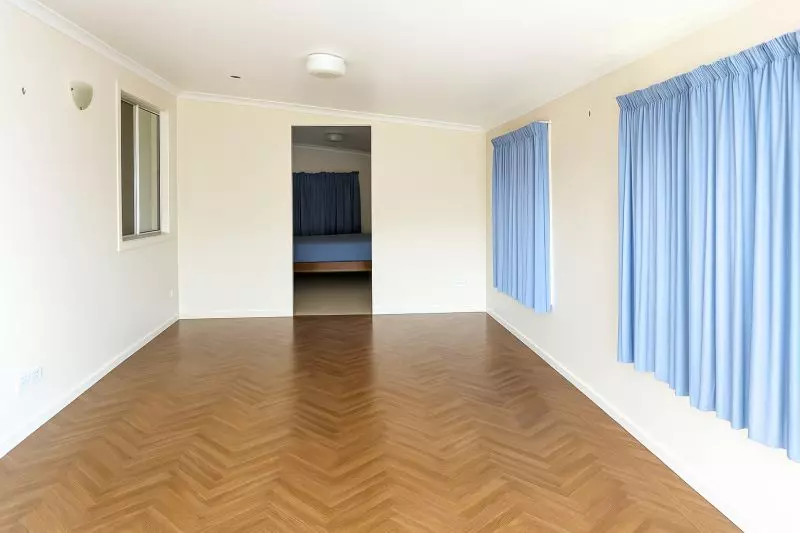 Lime Tree Village - Site 20