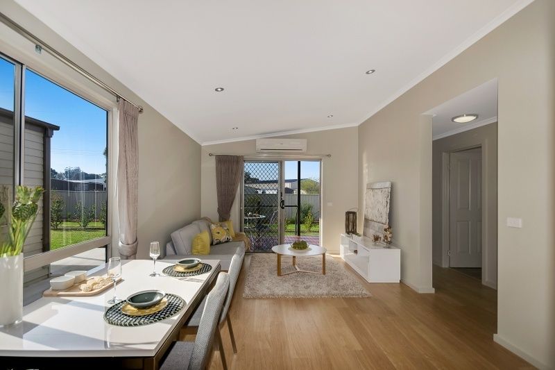 YOU CAN BANK ON THE BANKSIA