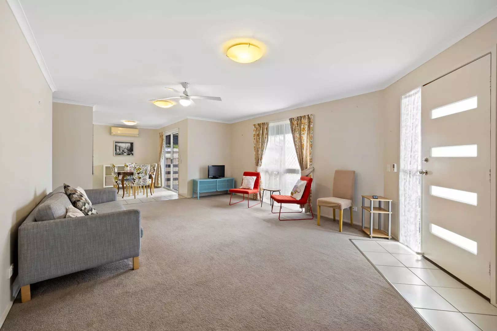 Beautifully presented property with Double Garage and DOG Friendly!!!