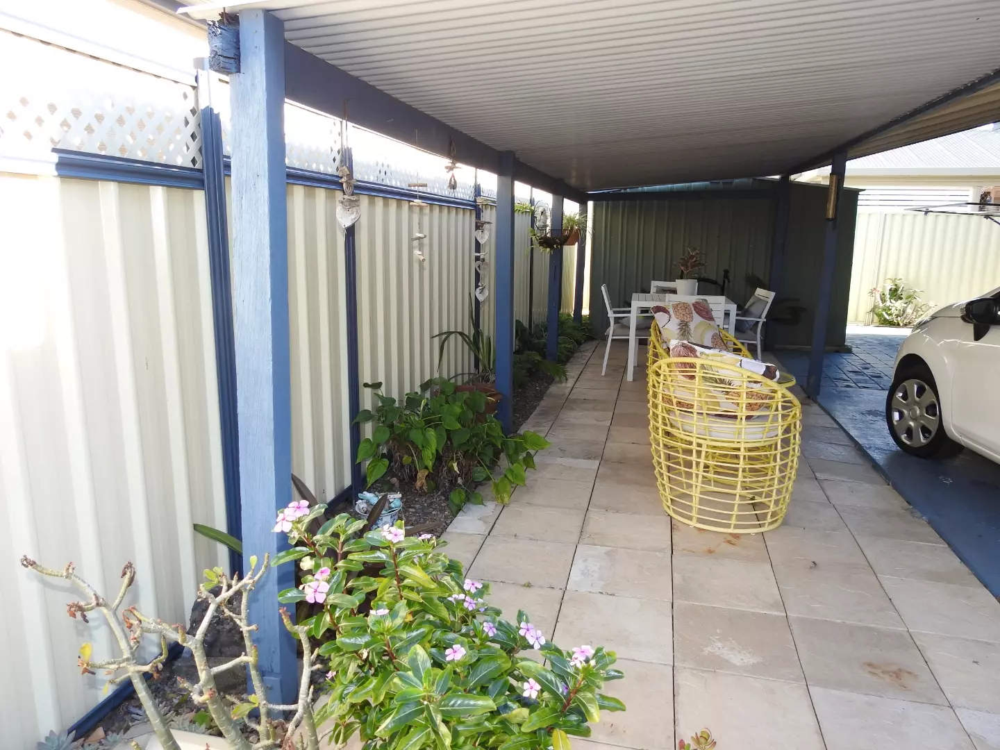 Stone's throw to the Resident Clubhouse.