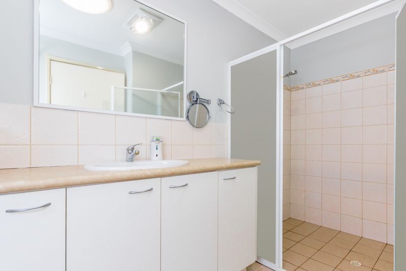 Great Location with Waterway Outlook