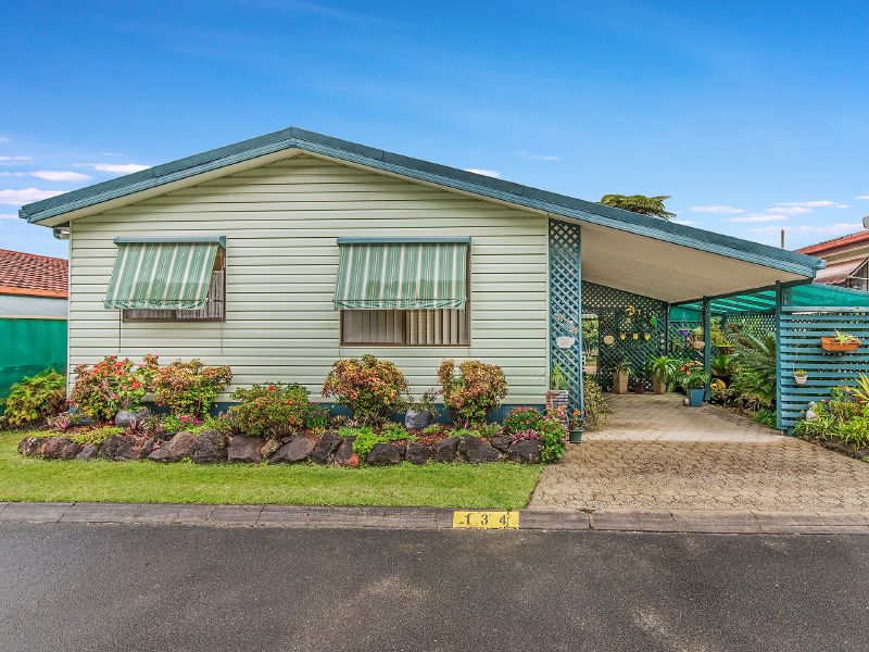 Burleigh Town Village